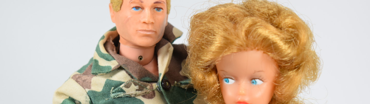 Dolls & Action Figures Banner